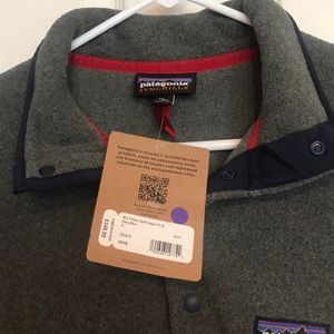 Patagonia Sweaters - brand new patagonia never worn NWT size small Patagonia Sweaters - brand new patagonia never worn NWT size small